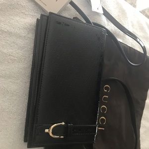 Gucci purse. Perfect condition. Brand new w tags.